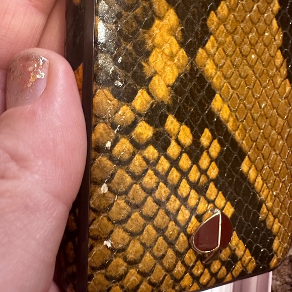 Kate Spade New York IPhone XS/X Orange and Black Animal Scale Pattern - Picture 9 of 9